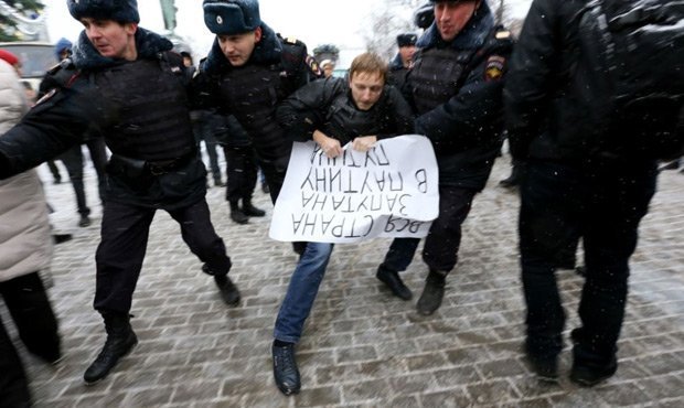 Россиянам предложили скинуться на адвокатов участникам протестных акций