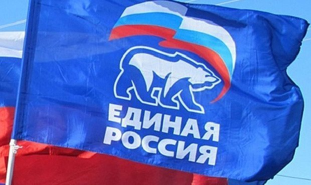 Челябинский бизнесмен развесил в своих магазинах плакаты про «партию жуликов и воров»