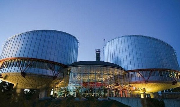 Страсбургскй суд признал незаконным отказ на выезд за границу условно осужденным