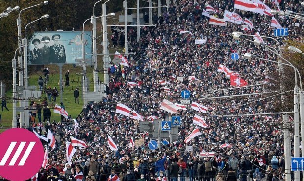 В Минске силовики открыли стрельбу резиновыми пулями во время «Партизанского марша»