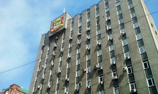 Сотрудники ФСБ пришли с обысками в администрацию Владивостока