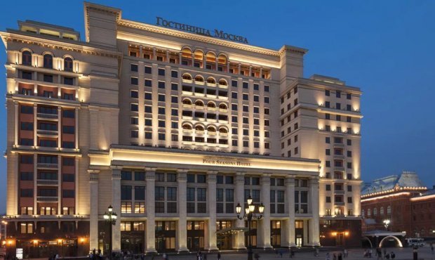 Совладельцами бывшей гостиницы «Москва» оказались структуры Керимова, Шувалова и Чемезова  