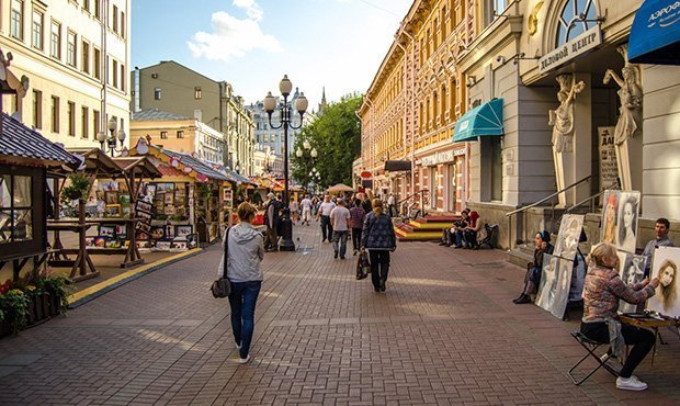 ​Московские власти могут вернуть автомобили на Старый Арбат