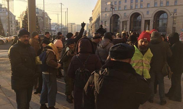 В Москве полиция задержала участников акции против произвола силовиков