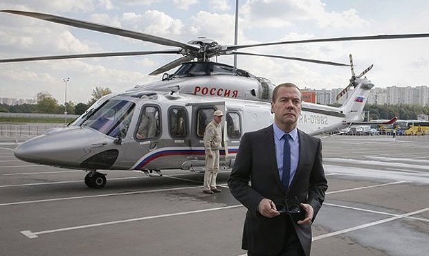 Вертолет Дмитрия Медведева привел к задержкам пассажирских рейсов в «Шереметьево»