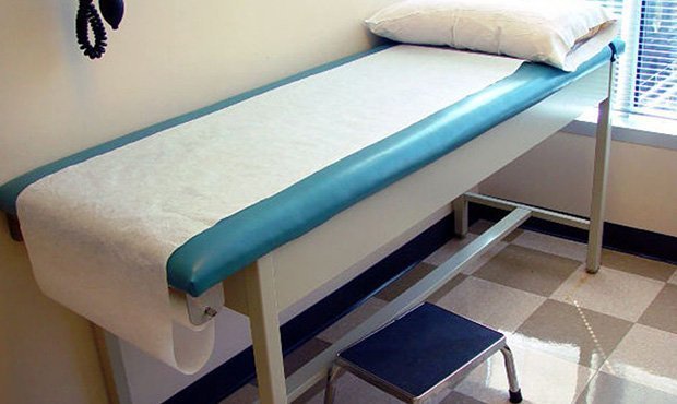 Поставщиков мебели для московских больниц заподозрили в картельном сговоре