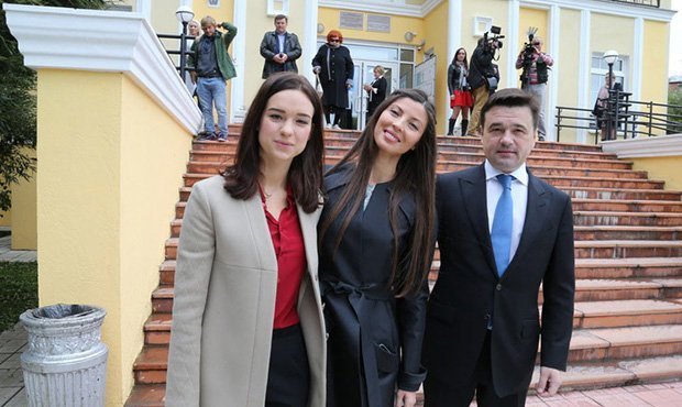 Подмосковный губернатор Андрей Воробьев выдал дочь замуж за сына банкира