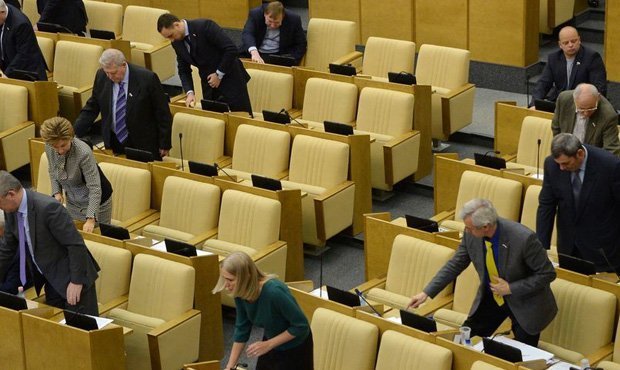Депутатам Госдумы посоветовали улучшить свой имидж в глазах народа