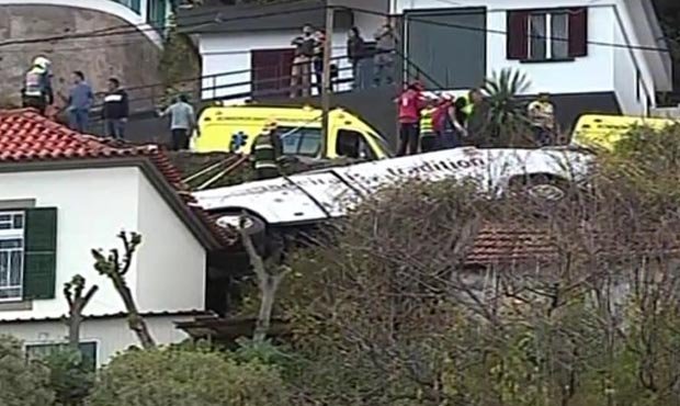 На острове Мадейра в результате ДТП погибли 28 иностранных туристов