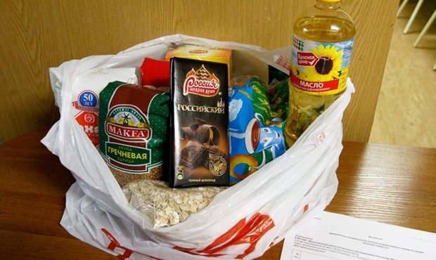 В Воронеже волонтер «Единой России» пыталась продать бесплатные продуктовые наборы для малоимущих