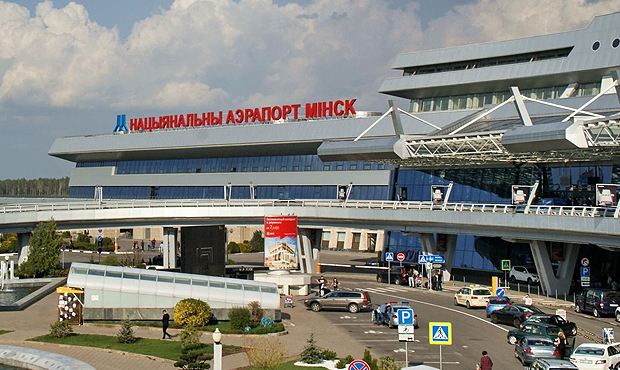 Евросоюз может ввести санкции против аэропорта Минска из-за миграционного кризиса