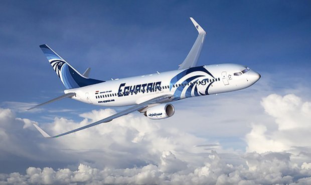 В кабине пилотов самолета EgyptAir перед крушением резко повысилась температура