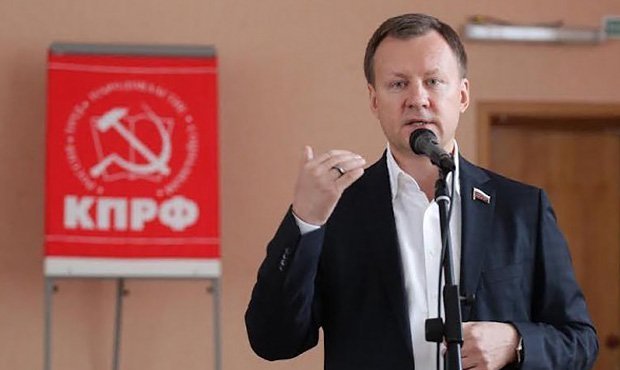 Уехавший на Украину экс-депутат Денис Вороненков обвинил Россию в краже Крыма