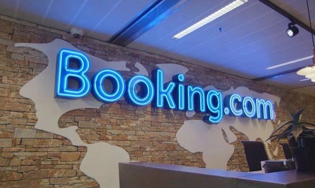 Российские власти могут запретить работу сервиса Booking.com