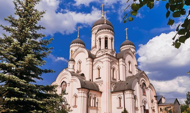 Трое священнослужителей Московской епархии сдали положительный тест на коронавирус