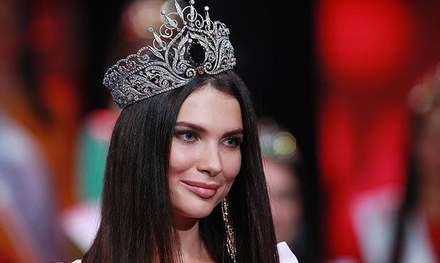Победительницу конкурса «Мисс Москва-2018» лишили титула и короны