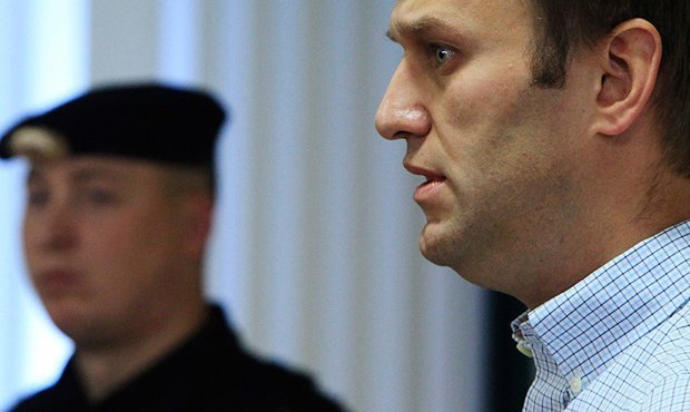 Судебные приставы арестуют имущество Алексея Навального и выставят его на торги