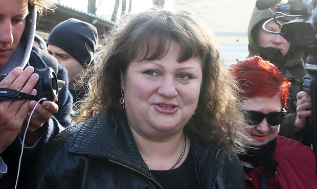 Осужденная за sms в Грузию Оксана Севастиди написала прошение о помиловании под диктовку начальника СИЗО