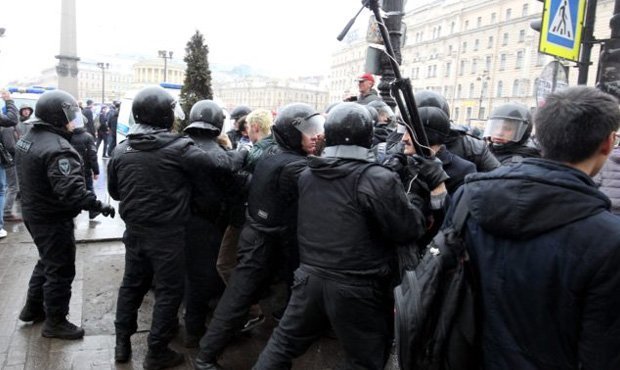 Полиция Петербурга получила установку на жесткие действия в отношении участников митинга 7 октября