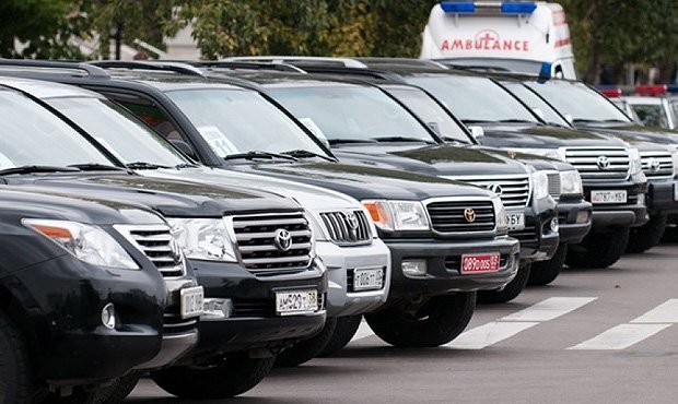Госкомпании уличили в «бесконтрольной» закупке дорогостоящих автомобилей