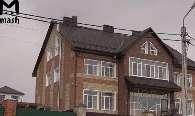 Глава кемеровского управления МЧС оказался владельцем коттеджа в элитном поселке