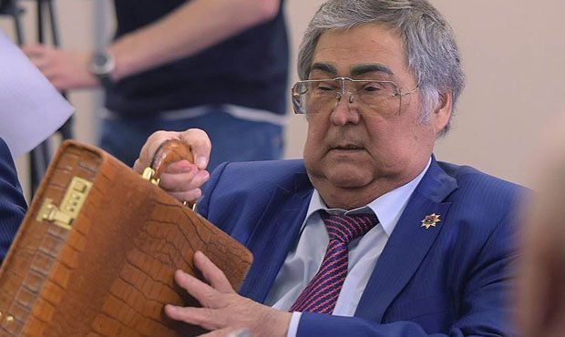 В окружении Амана Тулеева назвали причину его «исчезновения». Он перенес операцию