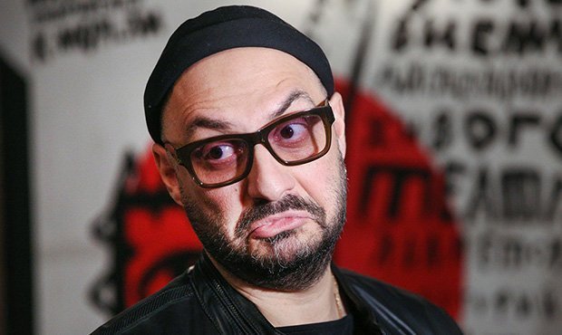 СКР направил на экспертизу загранпаспорт режиссера Кирилла Серебренникова