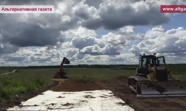 В Сергиевом Посаде местные жители перекрыли дорогу к строящемуся мусорному полигону