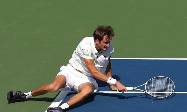 Российский теннисист Даниил Медведев проиграл Рафаэлю Надалю в финале US Open