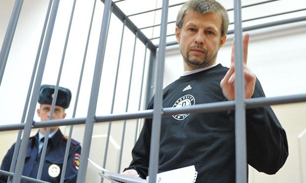 Бывшего мэра Ярославля Евгения Урлашова приговорили к 12,5 годам за взятки  