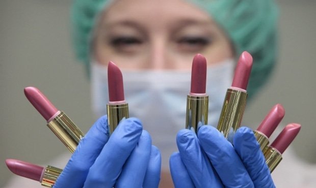 Минпромторг решил распространить программу импортозамещения на косметику