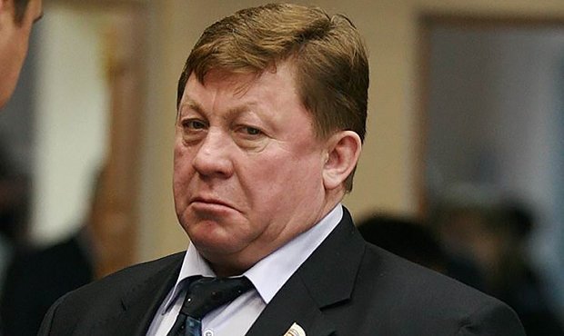 Подозреваемый в получении крупной взятки мэр Усть-Илимска подал в отставку