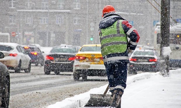 Жителей Москвы и области предупредили о снежном циклоне из Сибири
