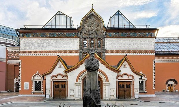 В Третьяковской галерее в день похищения картины украли шубу из гардероба