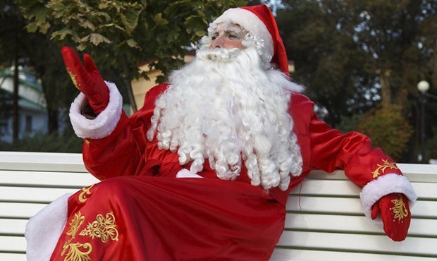Большинство россиян попросили у Деда Мороза в подарок здоровье