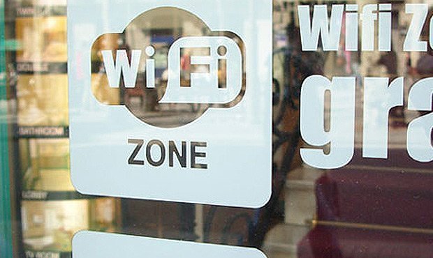 Минкомсвязи предлагает штрафовать за анонимных пользователей Wi-Fi