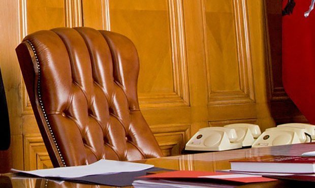 Губернаторам разрешат увольнять мэров за нецелевое расходование средств