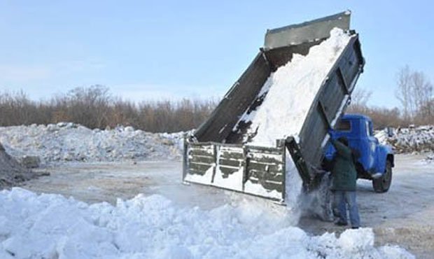 Власти Красноярска перед визитом Путина отмыли весь город и завезли чистый снег