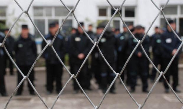 В Красноярском крае из колоний за неделю сбежали четверо заключенных