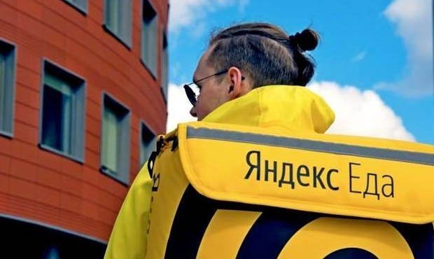 Сервис «Яндекс.Еда» отменил бесплатную доставку заказов
