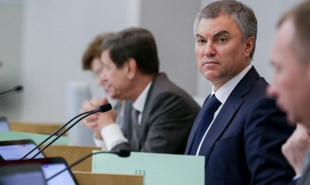 Госдума утвердила проект бюджета на 2018 год с дефицитом в 1,3 трлн рублей