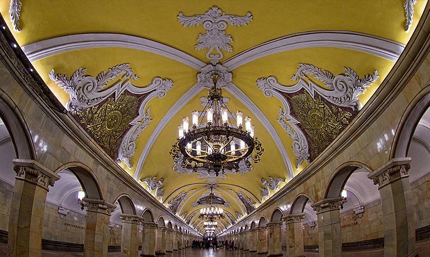Три станции московского метро получили статус памятников культуры