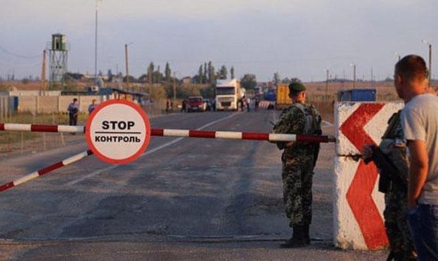 Власти Крыма не пропустили прорвавшие «блокаду» фуры с украинскими продуктами