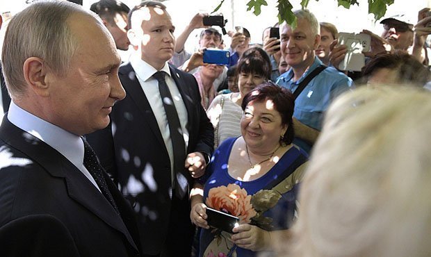 Владимир Путин готовится объявить о смягчении параметров пенсионной реформы