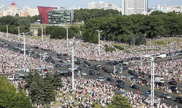 Белорусская милиция задержала на воскресных акциях протеста 633 человека