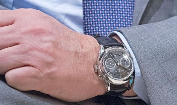 «Часы Путина» на аукционе в Монако продали неизвестному покупателю за миллион евро