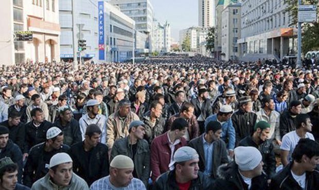 В Москве ограничено движение транспорта в связи с празднованием Ураза-байрам