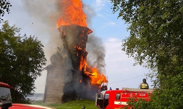 В поджоге старинной церкви в Карелии подозревают подростка-сатаниста
