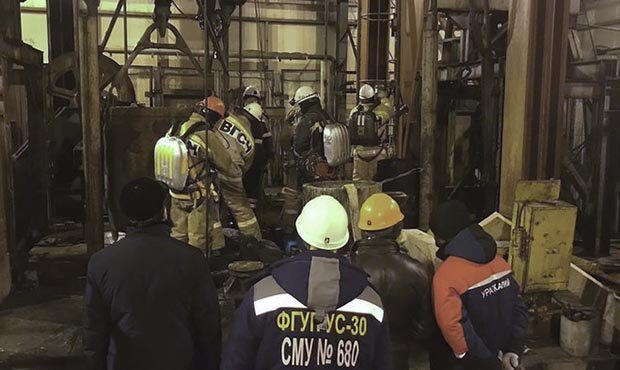 В Соликамске на шахте «Уралкалия» произошел пожар. Под землей заблокированы 9 шахтеров