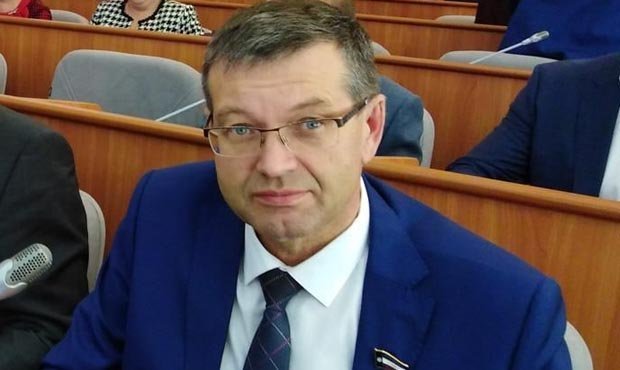 Кандидат в главы Хакасии от «Справедливой России» может сняться с выборов